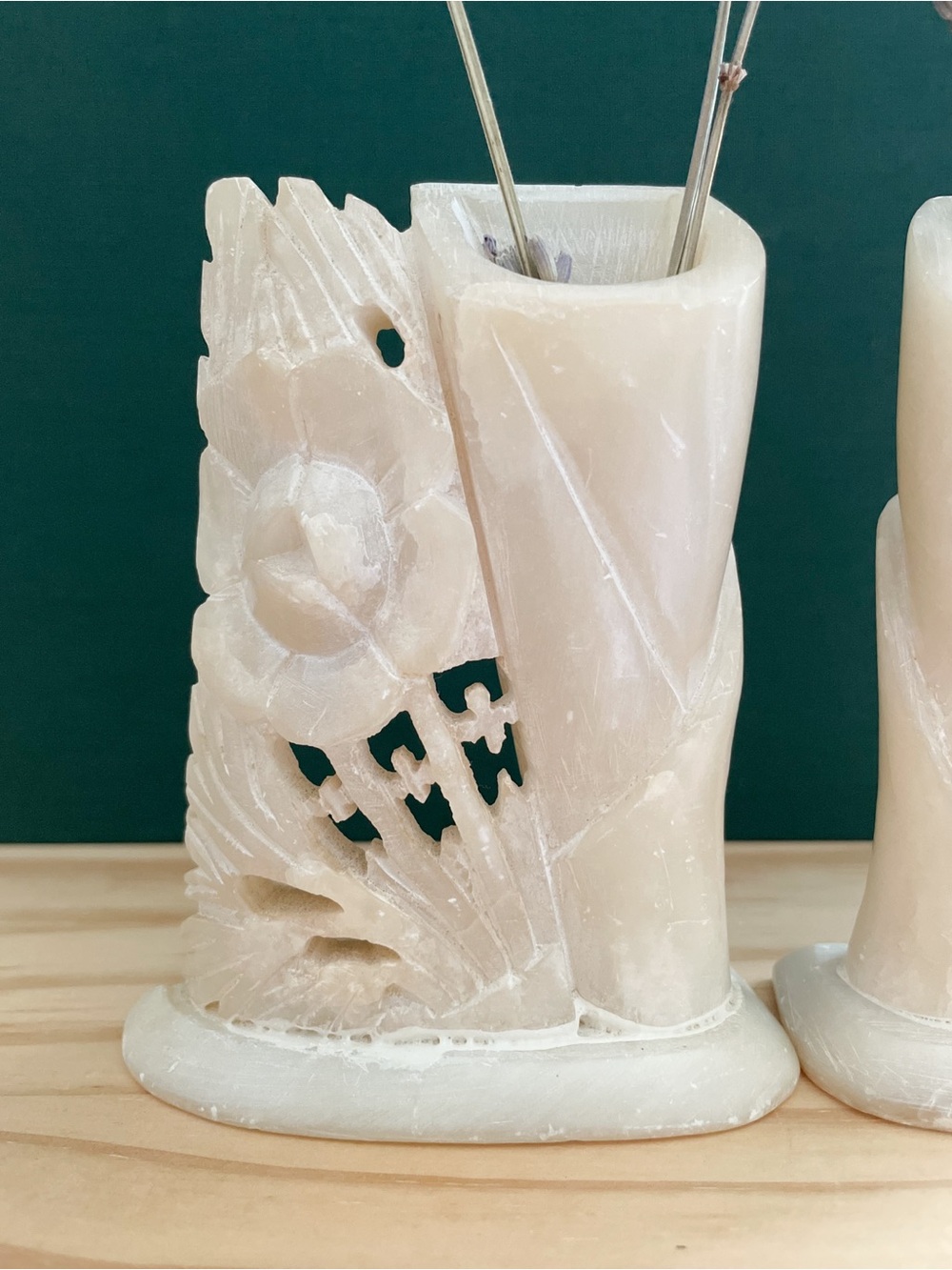 Vintage Chinese Hand-Carved White Soapstone Bud Vases - Mirrored Pair - Picture 13 of 16